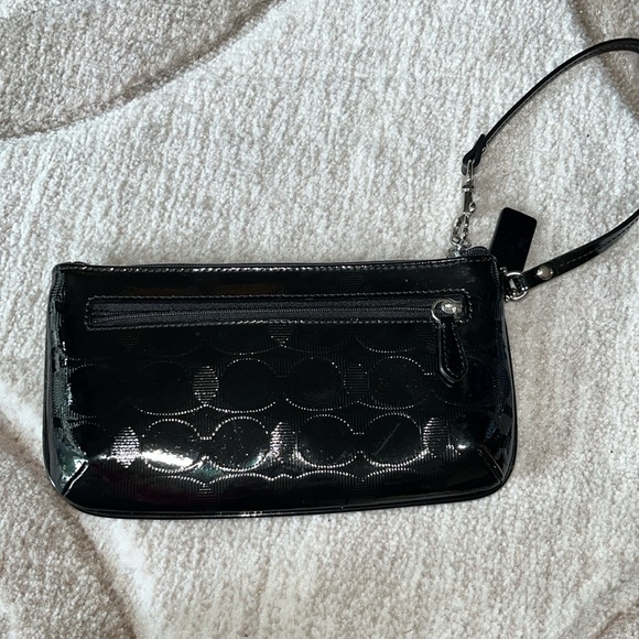 Coach Patent Wristlet EUC - Picture 2 of 8